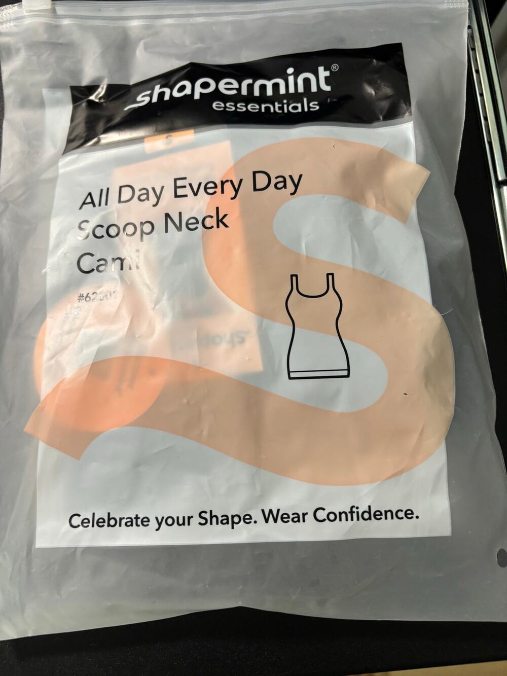 NWT Shapermint Essentials All Day Every Day Scoop Neck Cami Black Size Small